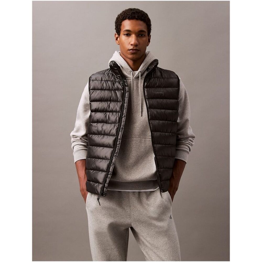 Calvin Klein Mens Tech Puffer Vest, NWT